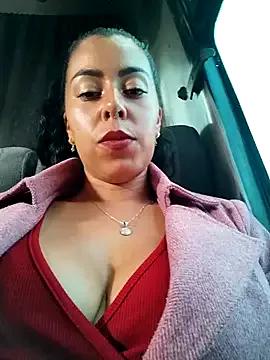 Luianna on StripChat