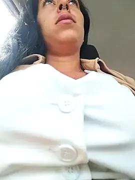 Luianna on StripChat