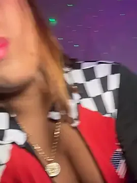 Freechat LunaGates on StripChat