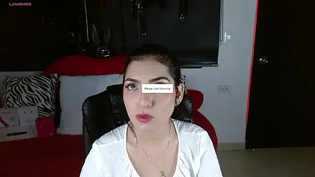 Freechat LunaSub69_ on StripChat