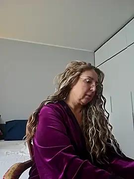 Freechat MariaRichi_ on StripChat