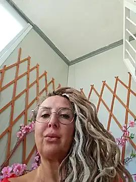 Freechat MariaRichi_ on StripChat