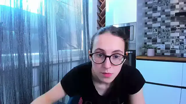 Freechat MartiniiSelenna on StripChat