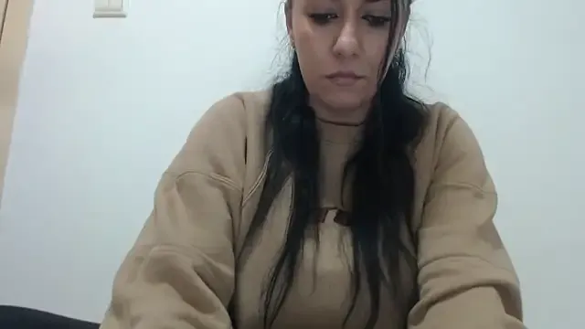 Freechat Maryem637048 on StripChat