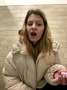 Freechat MaryHiggins on StripChat