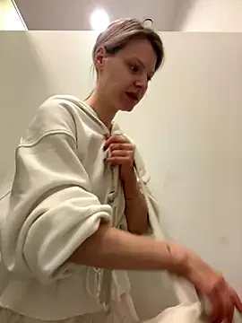 Freechat MaryHiggins on StripChat