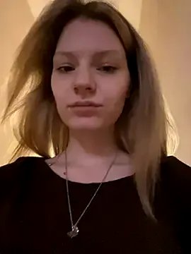 Freechat MaryHiggins on StripChat