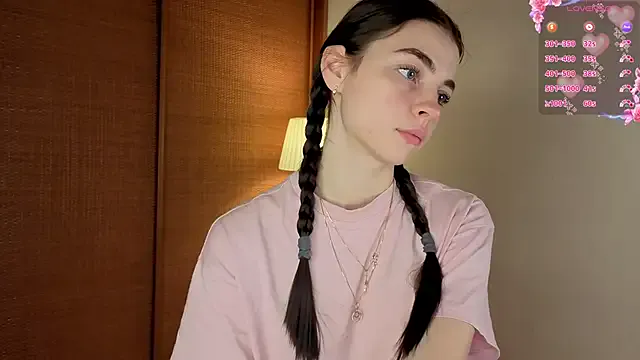 Freechat MaryJacksoon on StripChat