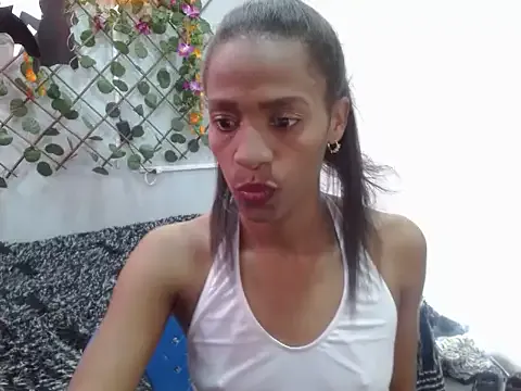 Freechat Melani_ebony on StripChat