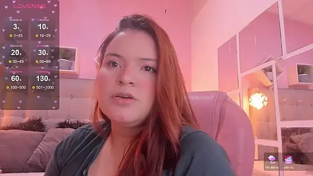 Freechat melanie_hh on StripChat