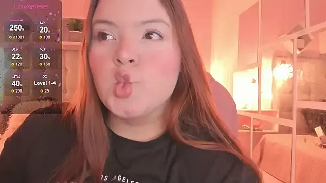 Freechat melanie_hh on StripChat