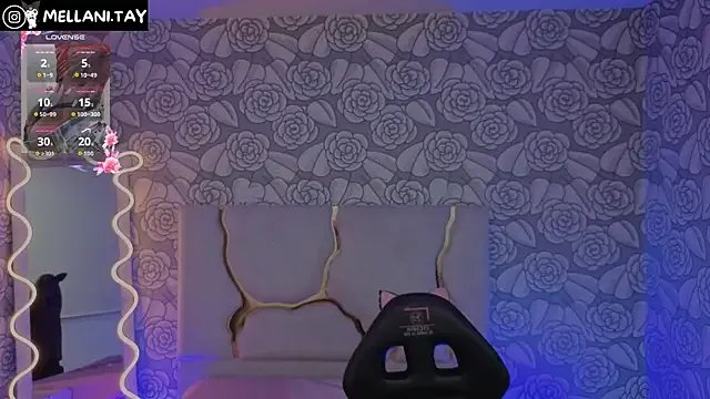 Freechat Mellani_tay on StripChat