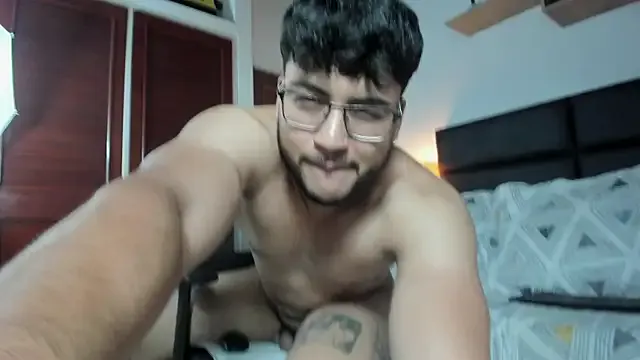 Freechat mike_foxxx_ on StripChat