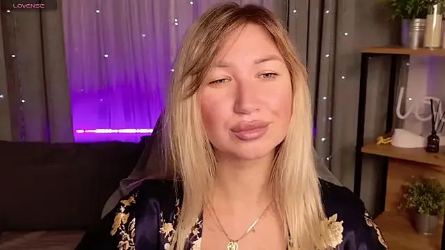 Private MilaBott on StripChat