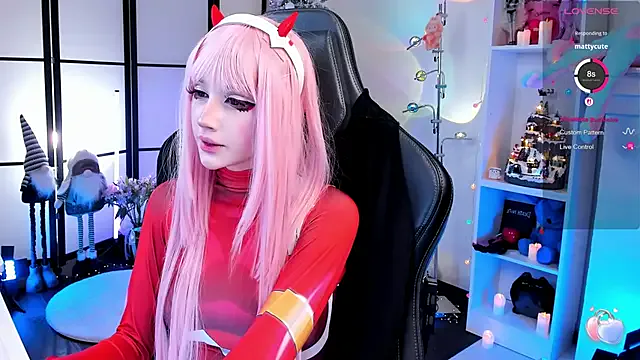 Freechat MilkyCute on StripChat