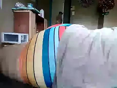 Freechat missthickness35_Pika on StripChat