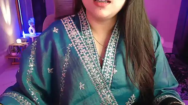 Freechat Mitikaa on StripChat