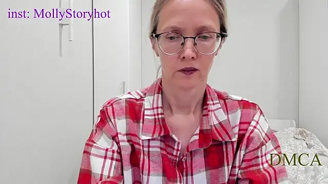 Freechat MollyStory on StripChat