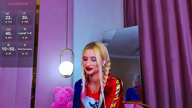 Freechat Monica_Leen on StripChat