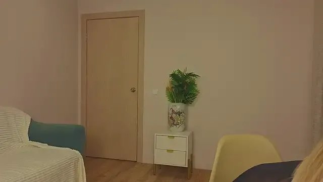 Freechat MonikaPinch_ on StripChat