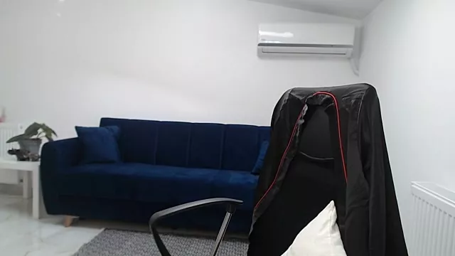 Private MysticCreature on StripChat