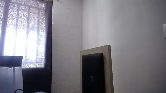 Nadia_Monroe on StripChat