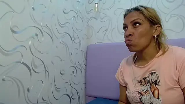 Private NathaliaSmith3x on StripChat