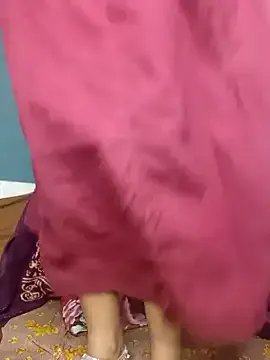 Freechat Naughty-Mayaa on StripChat