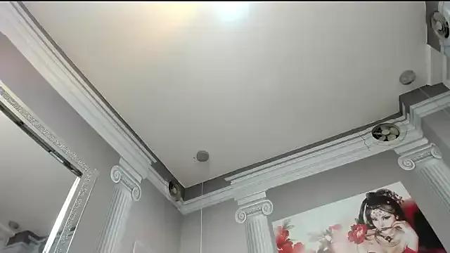 Freechat naughty_milf4u_ on StripChat