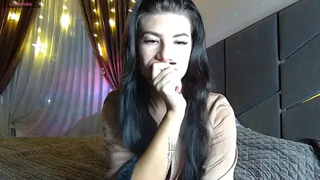 Freechat NessyStar on StripChat