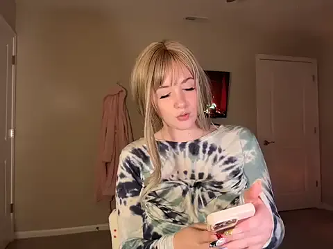 nextdoorlauren model from StripChat