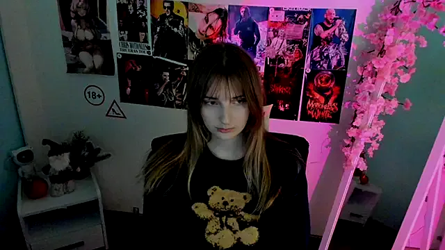 Freechat NeyliDream on StripChat