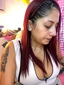 Freechat Nicol_V on StripChat