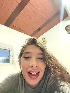 Freechat NICOLSKINNY1 on StripChat