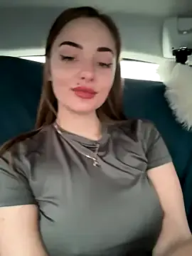 Freechat Night_dreams on StripChat