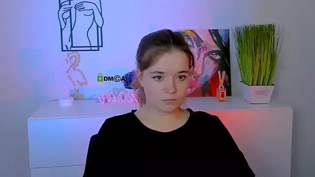 nika-still on StripChat