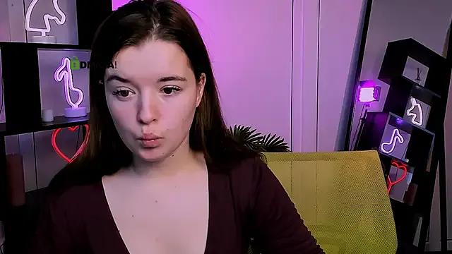nika-still on StripChat