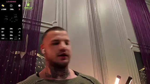 StripChat OliverSport is Freechat OliverSport — cumshow