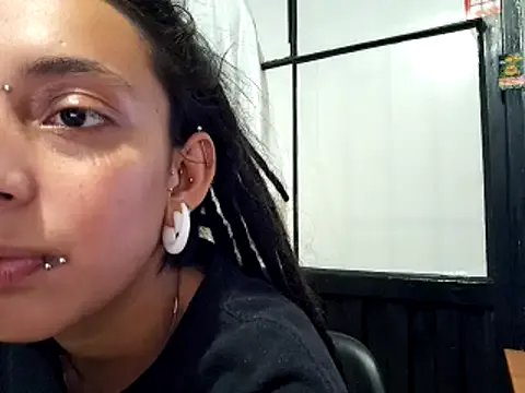 Freechat ORIANNA_BODMOD on StripChat