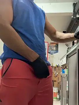 Paul22cm- — cum show daddy paul