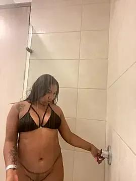 PaulinaSwan on StripChat