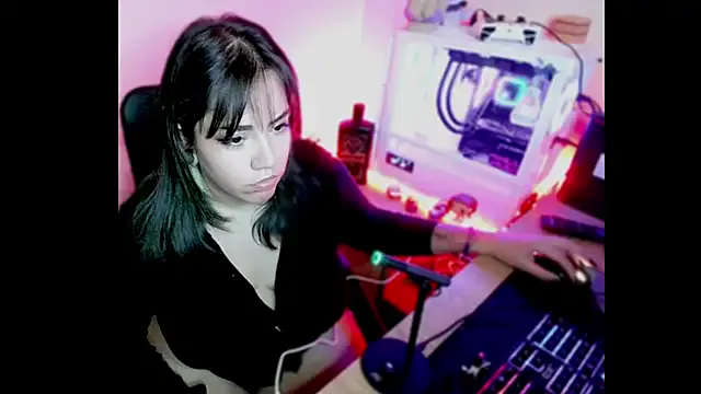 Freechat PinkDenial on StripChat