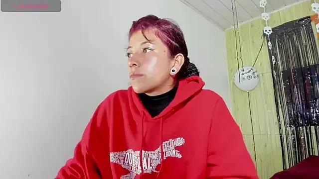 Freechat Raven_Rouge_ on StripChat