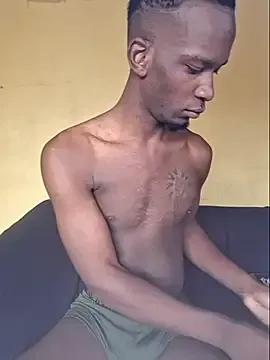 Group RAWFREAKYVERSE on StripChat