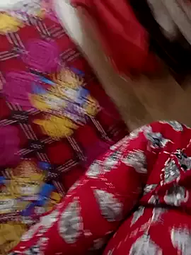 Freechat reemacouple007 on StripChat