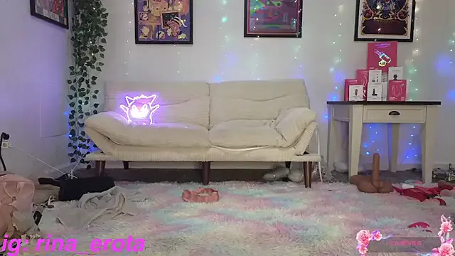 Freechat RinaErota on StripChat