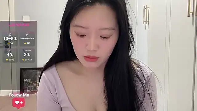 Freechat rose-u on StripChat