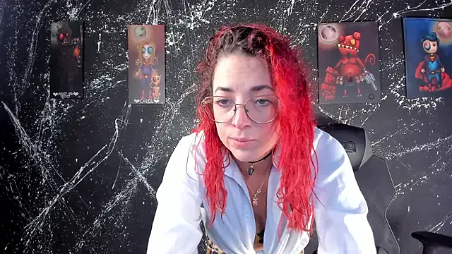 Freechat RoxanneStorm_ on StripChat