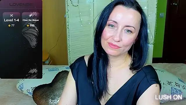 Freechat Roxyy_Star on StripChat