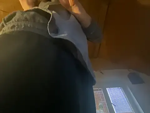 Freechat Salon1986 on StripChat